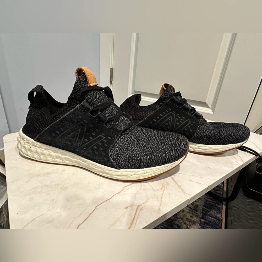 *EUC* Sz 9.5* NEW BALANCE